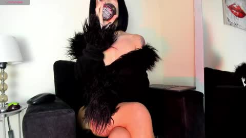 Snapshot of lace_victoria chatting on May 19, 2026, 2:07 am lace_victoria online show from May 19, 2026, 2:07 am