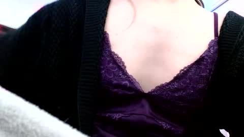 Snapshot of laceyphoenix1 chatting on January 19, 2026, 3:32 am Lacey Phoenix online show from January 19, 2026, 3:32 am