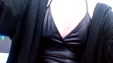 Snapshot of laceyphoenix1 chatting on February 16, 2026, 3:24 am Lacey Phoenix online show from February 16, 2026, 3:24 am