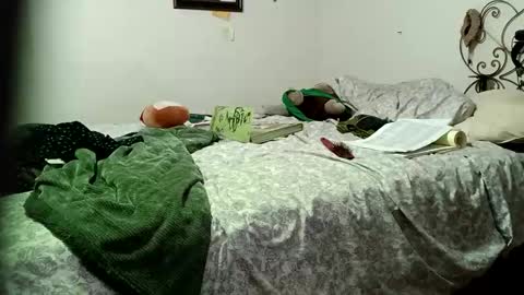 lacybell online show from February 11, 2025, 9:20 am