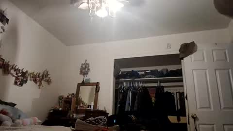 lacybell online show from October 5, 2025, 6:12 am