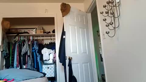 lacybell online show from December 20, 2025, 9:44 pm