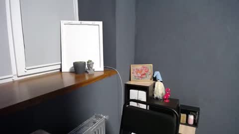 Snapshot of ladie_miranda chatting on January 13, 2025, 9:19 am Miranda online show from January 13, 2025, 9:19 am