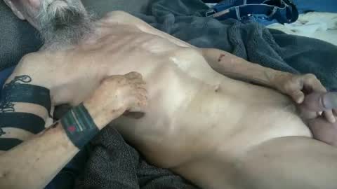 ladslad online show from July 9, 2026, 7:18 pm