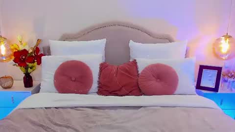 Snapshot of lady_alibi chatting on July 13, 2026, 12:19 pm AliCooper online show from July 13, 2026, 12:19 pm