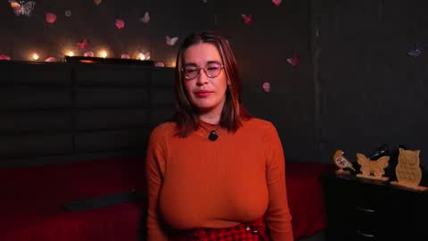 Kathie  Dicky    online show from September 21, 2025, 1:35 pm