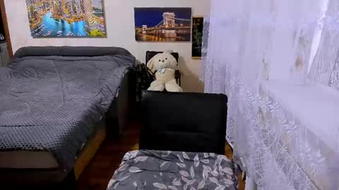 Snapshot of lady_boom_ chatting on May 2, 2026, 4:01 pm lady_boom_ online show from May 2, 2026, 4:01 pm