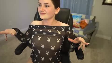 Anna online show from December 17, 2025, 1:22 am