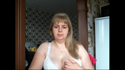 lady cute cat29 online show from September 16, 2025, 2:34 am