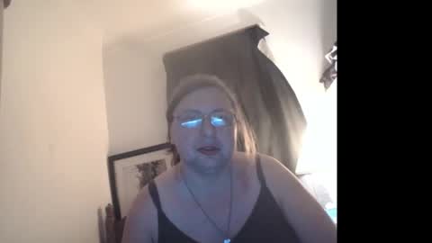 Delilah-Catherine online show from February 16, 2025, 11:59 pm