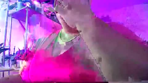 Lady Gloria online show from September 29, 2025, 4:17 am