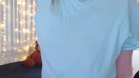 Angelika online show from December 11, 2024, 4:42 pm