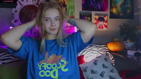 KENDALL  NATHANPVT IS OPEN online show from September 22, 2025, 4:31 pm