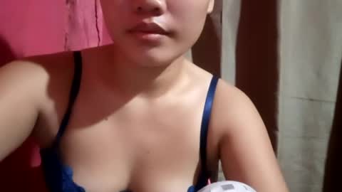 Snapshot of lady_rose19 chatting on July 14, 2026, 2:05 am kitty online show from July 14, 2026, 2:05 am
