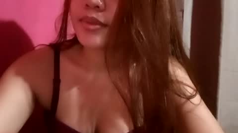Snapshot of lady_rose19 chatting on July 20, 2026, 1:24 pm kitty online show from July 20, 2026, 1:24 pm