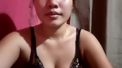 Snapshot of lady_rose19 chatting on July 22, 2026, 8:50 am kitty online show from July 22, 2026, 8:50 am