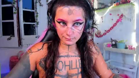 Snapshot of lady_sontse_ chatting on July 29, 2026, 7:34 pm Mia online show from July 29, 2026, 7:34 pm