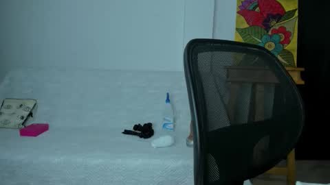 Sophie   online show from October 15, 2025, 3:45 pm