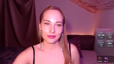LadyAdele online show from December 20, 2024, 3:53 pm