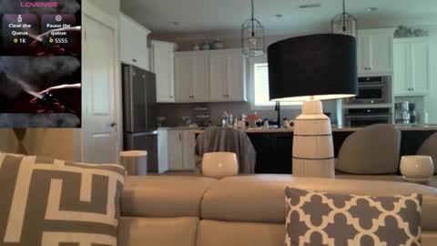 Ladybabs online show from March 31, 2026, 6:30 pm