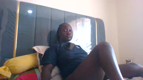 lindah32 online show from December 11, 2024, 10:14 am