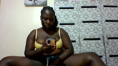lindah32 online show from December 19, 2024, 12:13 am