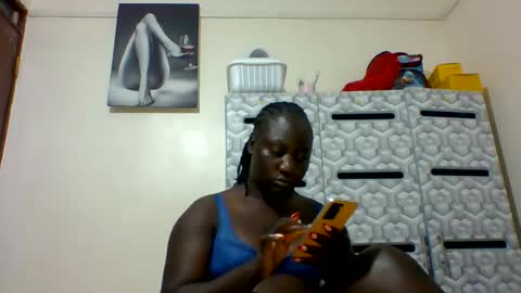 lindah32 online show from December 21, 2024, 8:21 pm