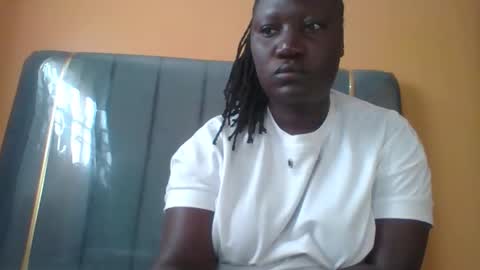 lindah32 online show from October 10, 2025, 5:06 am