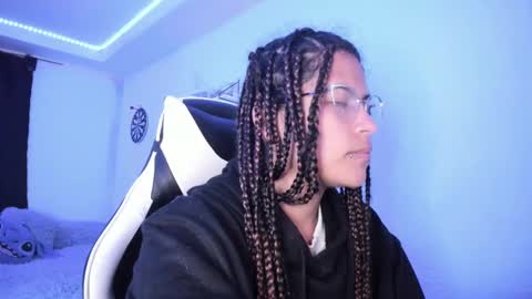  Lady  online show from February 9, 2025, 1:55 am