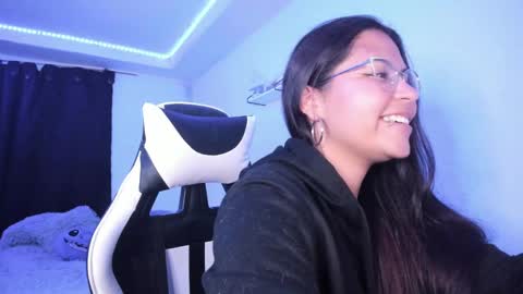  Lady  online show from February 22, 2025, 5:12 am