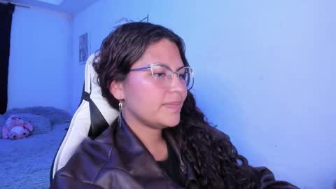  Lady  online show from January 11, 2026, 2:05 am