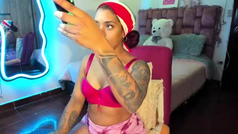 leidy daniela online show from February 7, 2025, 7:40 am