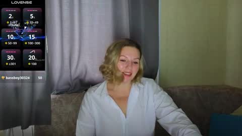 ladylucky_ online show from October 22, 2025, 2:34 am