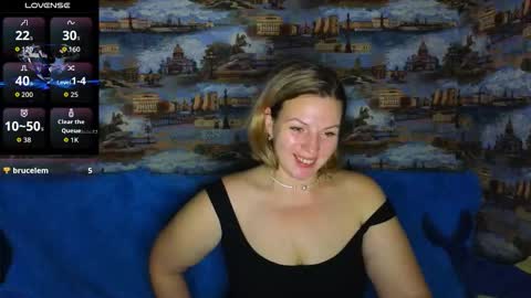 ladylucky_ online show from October 30, 2025, 1:51 am