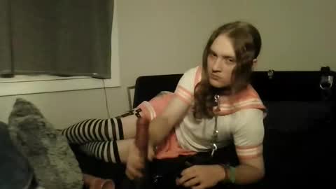 ladymeep online show from September 14, 2025, 3:49 am