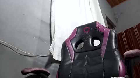 ladynemesis00 online show from February 14, 2026, 2:52 am