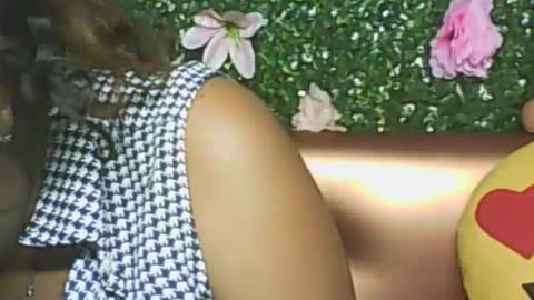 LadyXSnakes online show from September 24, 2025, 8:17 am