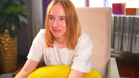 Snapshot of laelneizer chatting on June 15, 2026, 8:16 am laelneizer online show from June 15, 2026, 8:16 am