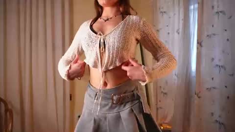 Snapshot of laelneizer chatting on July 13, 2026, 1:47 pm laelneizer online show from July 13, 2026, 1:47 pm