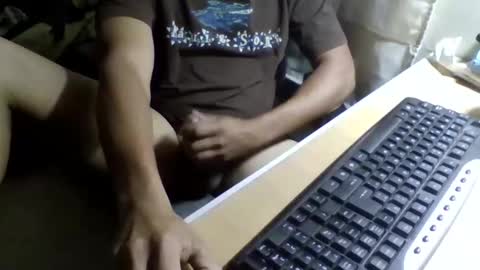 La Genova esta Dura beard boy male dick mastubate latinosexy latinohot latino glasses mature strong stronglegs online show from April 4, 2026, 10:07 pm