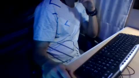 La Genova esta Dura beard boy male dick mastubate latinosexy latinohot latino glasses mature strong stronglegs online show from July 23, 2026, 4:54 am
