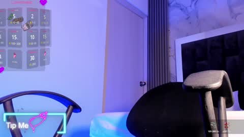 lahiam_smiiith online show from February 8, 2025, 3:21 pm