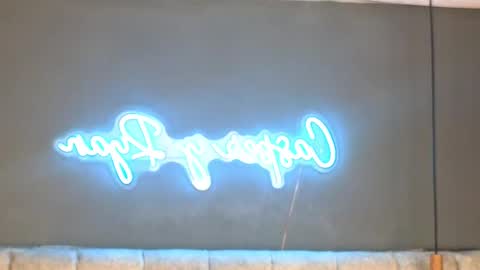    online show from February 6, 2025, 1:27 am