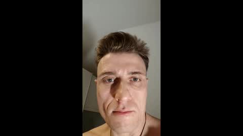 Snapshot of laichzeit1880 chatting on February 20, 2026, 2:30 am laichzeit1880 online show from February 20, 2026, 2:30 am