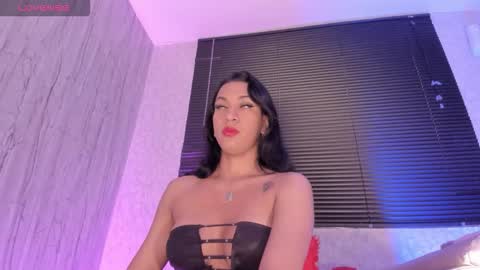 laiily bell online show from December 16, 2025, 12:43 pm