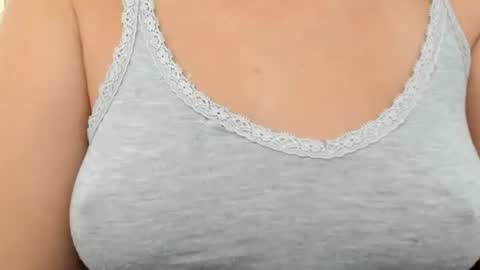 Snapshot of lailasensu chatting on January 9, 2026, 12:41 pm LAILA online show from January 9, 2026, 12:41 pm