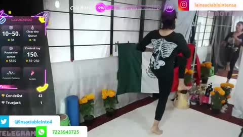 lainsaciableintensa online show from October 25, 2025, 9:53 pm