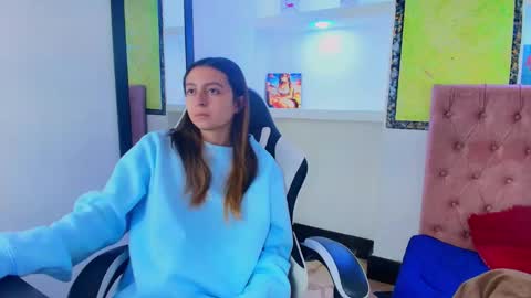 Lala clark online show from November 18, 2025, 11:36 am