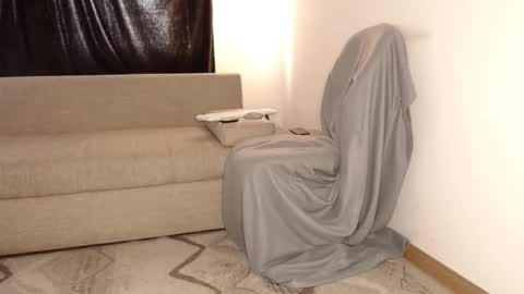 LalaMy online show from March 13, 2026, 5:25 am