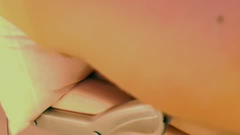 lalablack1_ online show from February 16, 2025, 4:42 am